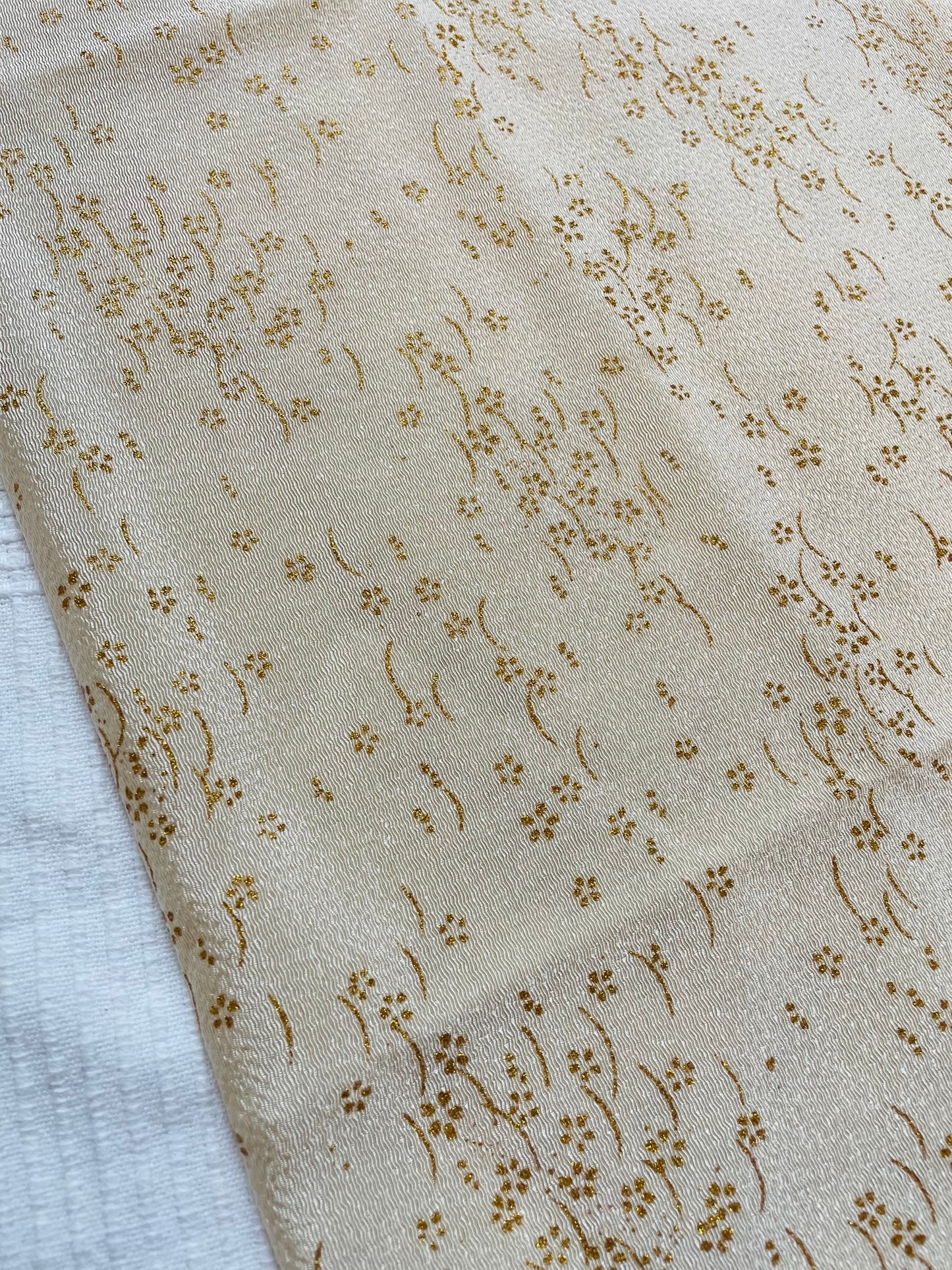 Suzuran (Beige)