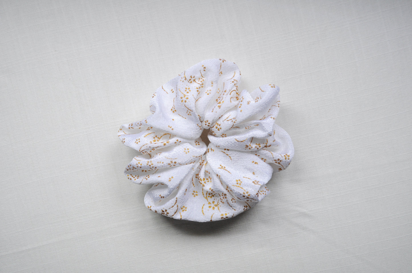 Suzuran (White)