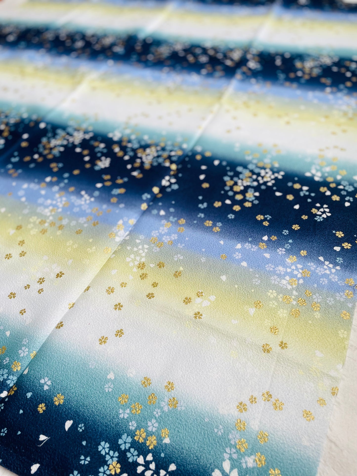 Suzu (Blue)